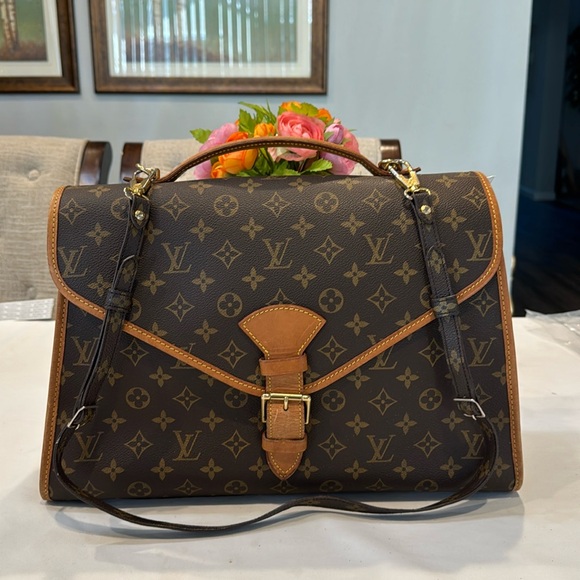 Authentic Louis Vuitton Beverly GM bag - Picture 1 of 16